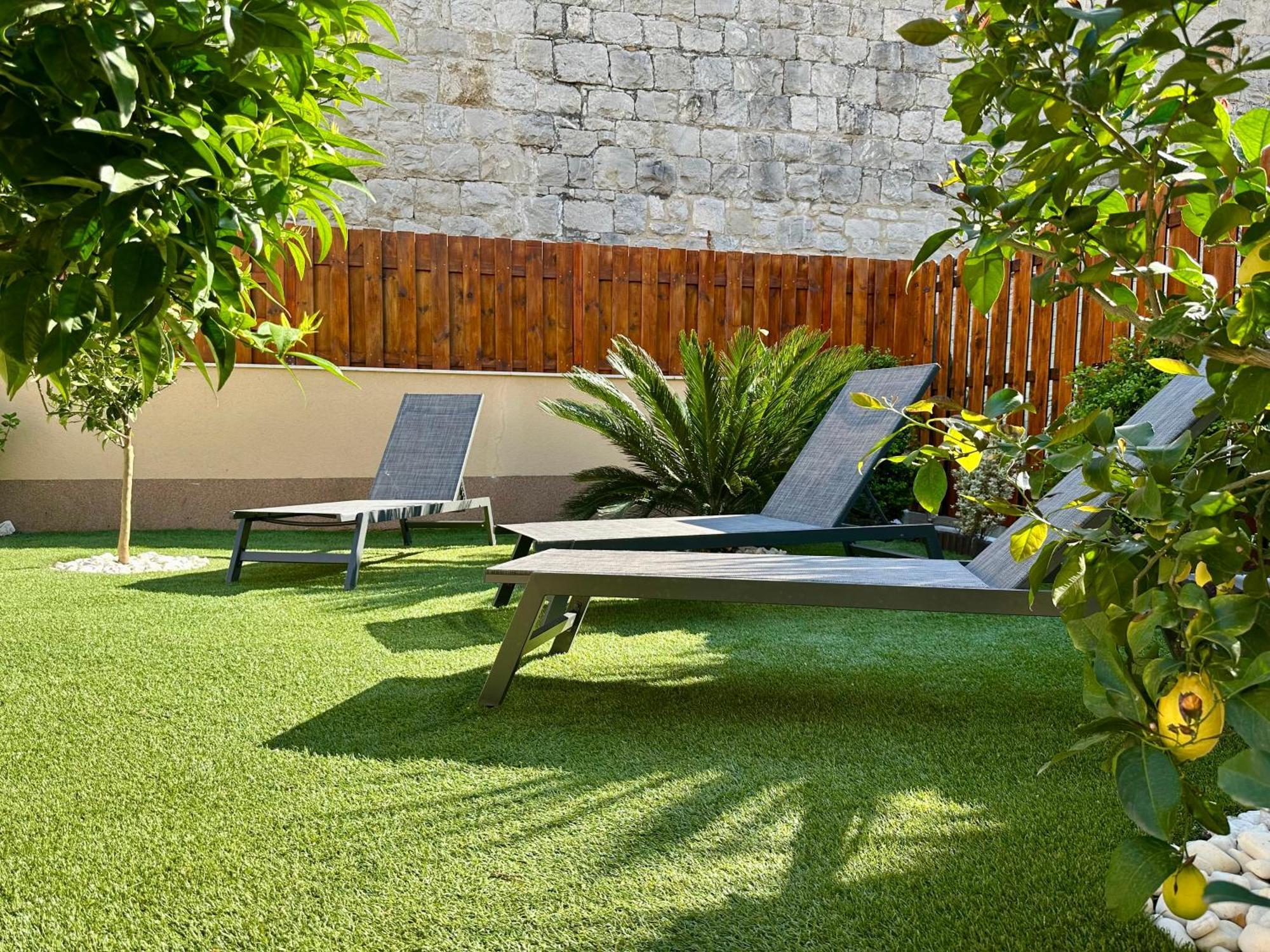 Antique Garden Villa Сплит Екстериор снимка